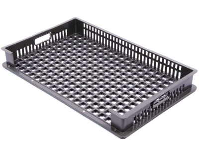 Пластиковый лоток трехбортный 740х465х95 перфорированный