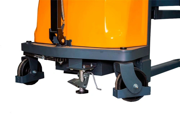 Штабелер гидравлический с электроподъемом 1,5 т 3,0 м XILIN CDD15B-E с раздвижными вилами