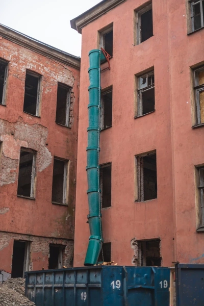 Мусоросброс секция прямая зеленый, без цепей 